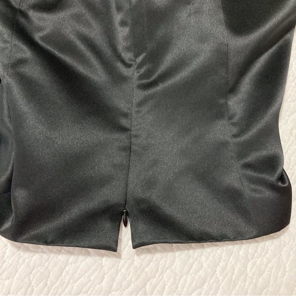 Kasper Women's Black Satin Top - Picture 10 of 10
